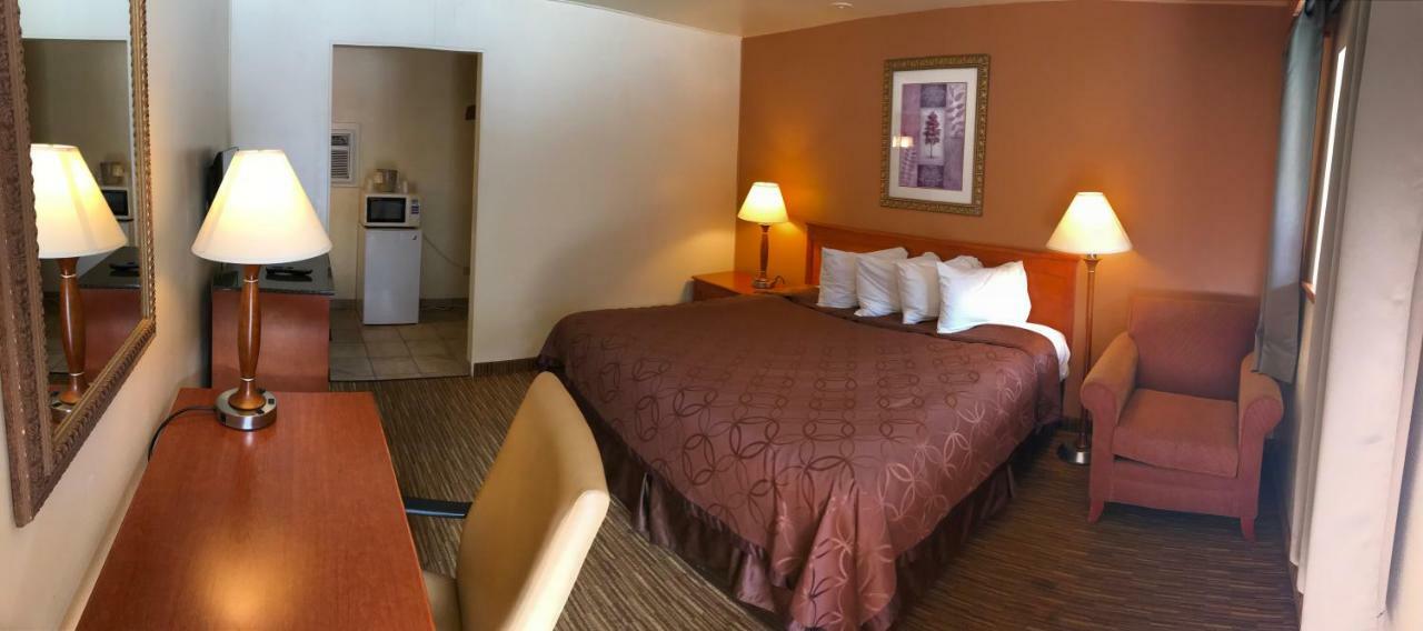 Motel Frontier